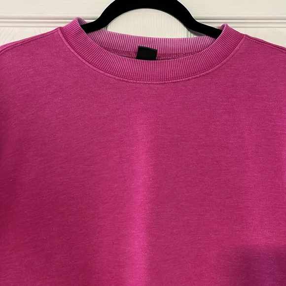 SOLD! Wild Fable fuchsia sweatshirt - Picture 6 of 10